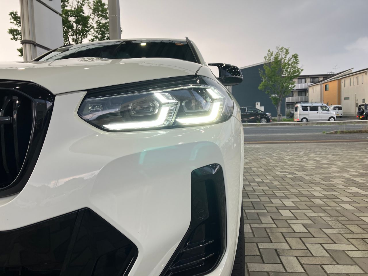 G01 X3 M40d RHD LCI ZA