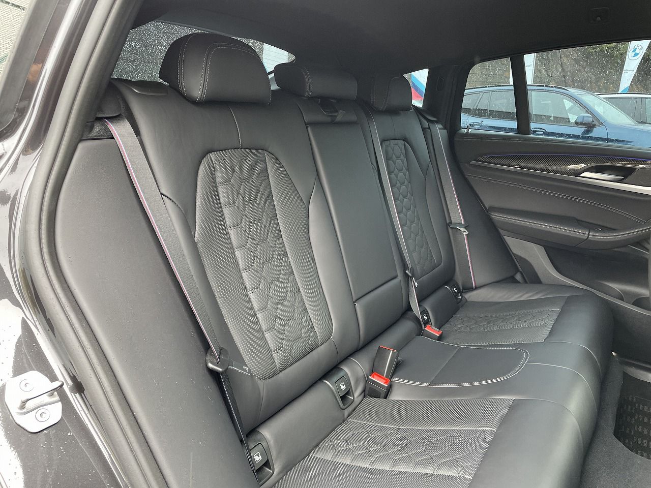 X4 M RHD