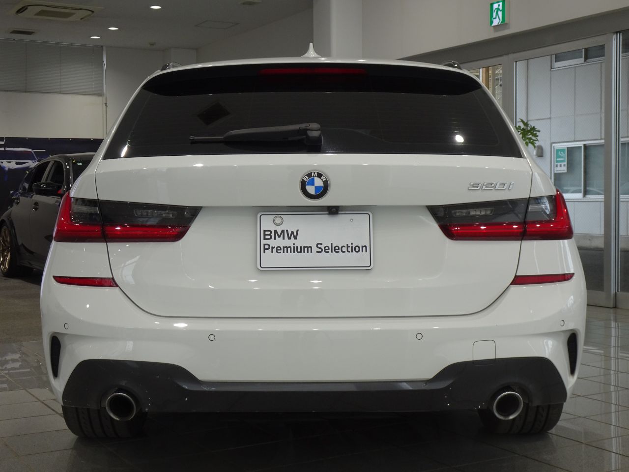 G21 320i RHD