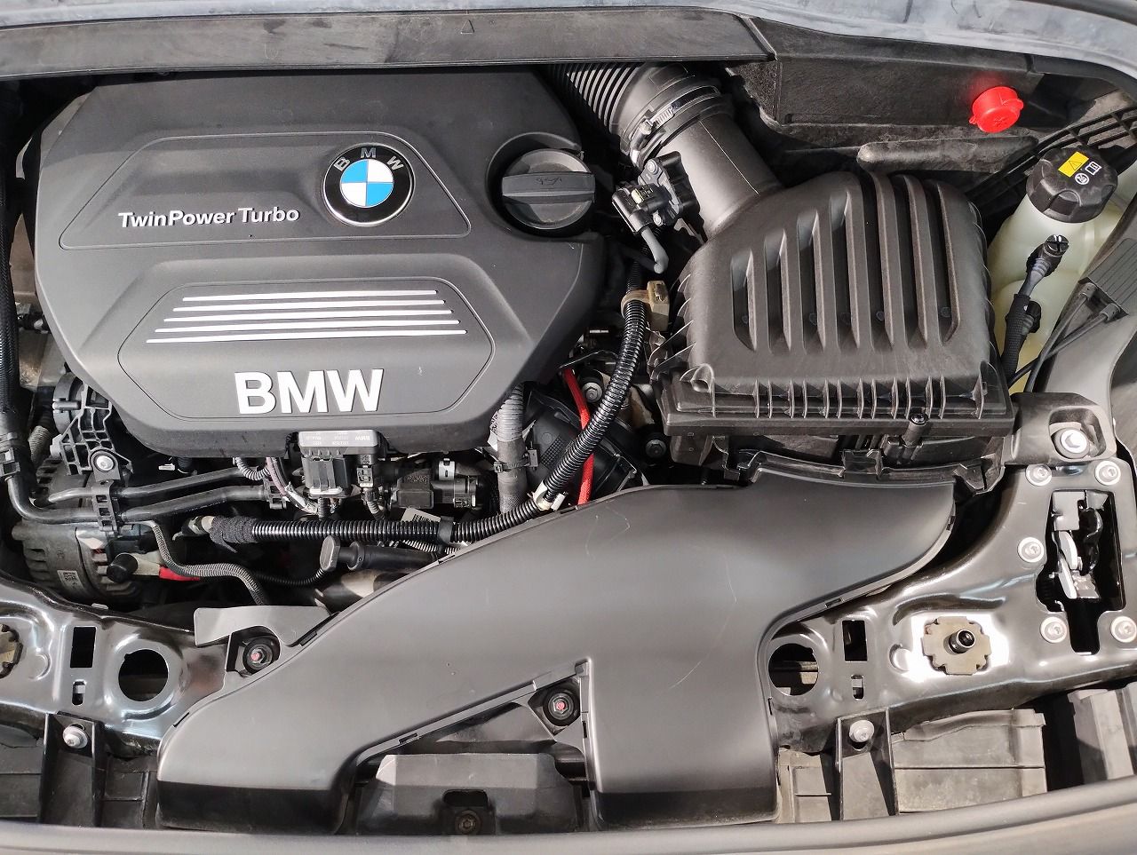 218D GRAN TOURER RHD