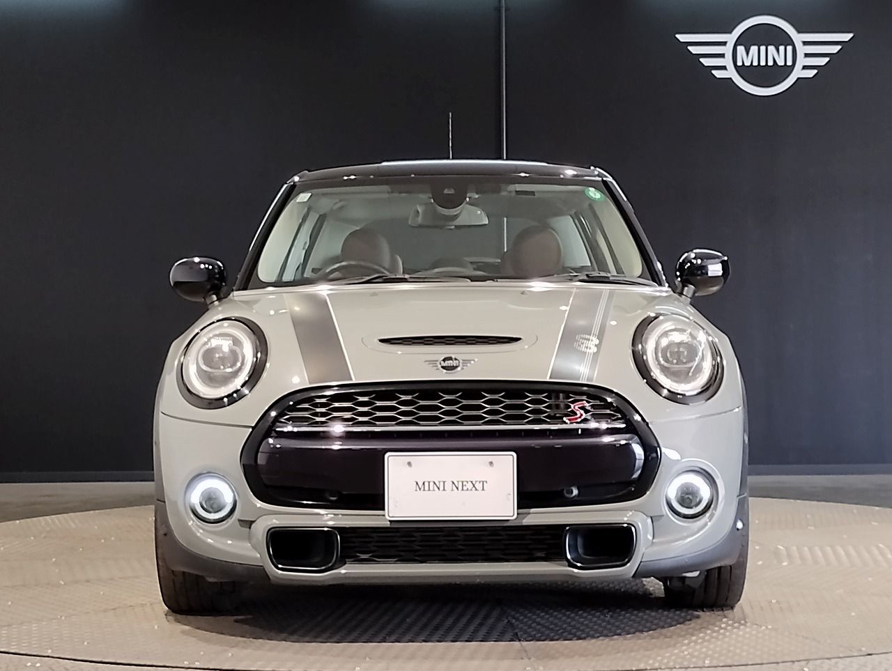 F55 COOPER S D(AT)