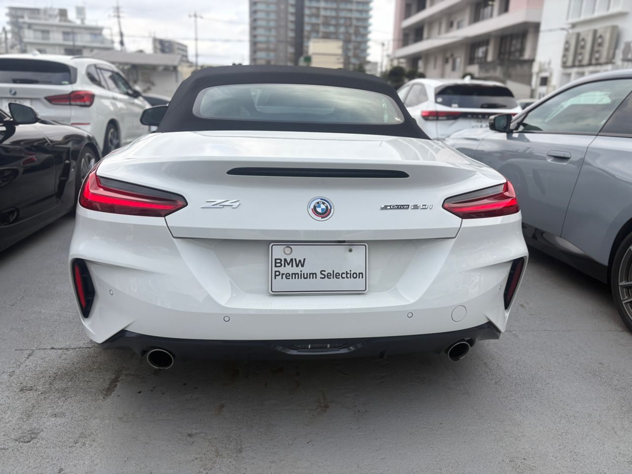 G29 z4 sDrive20i RHD