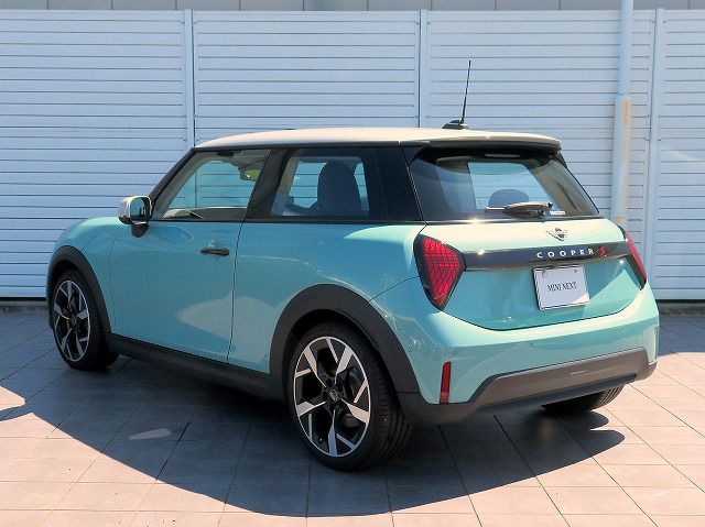 F66 MINI Cooper S 3Dr