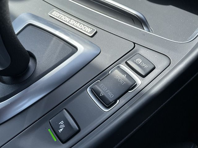 118D 5DOOR RHD