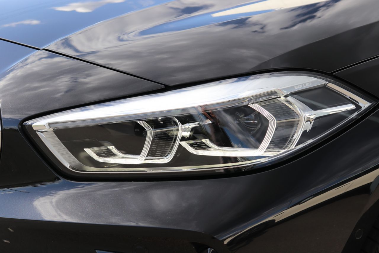 F40 118d Sports Hatch 5-door B47 2.0d