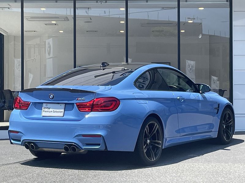 M4 CO