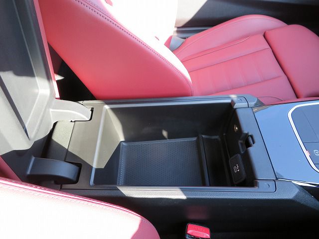 G42 220i Coupe