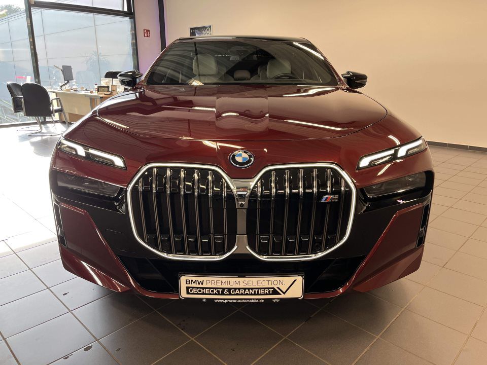 BMW 760