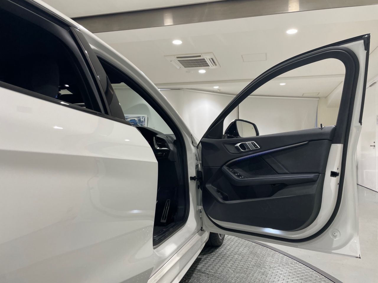 F40 118d Sports Hatch 5-door B47 2.0d