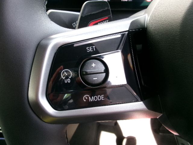 BMW i5 eDrive40 M Sport RHD