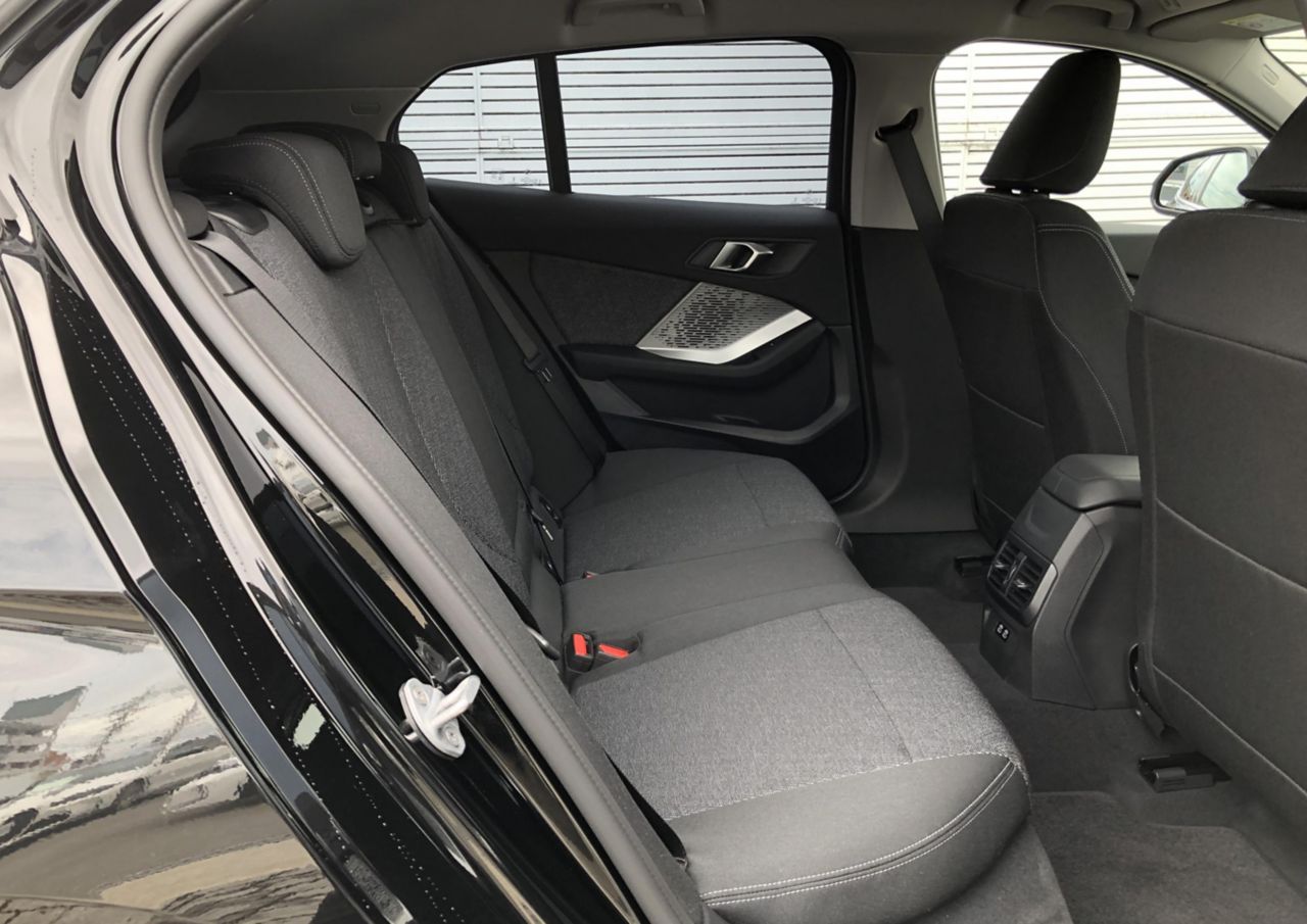 120 Sport Sports Hatch