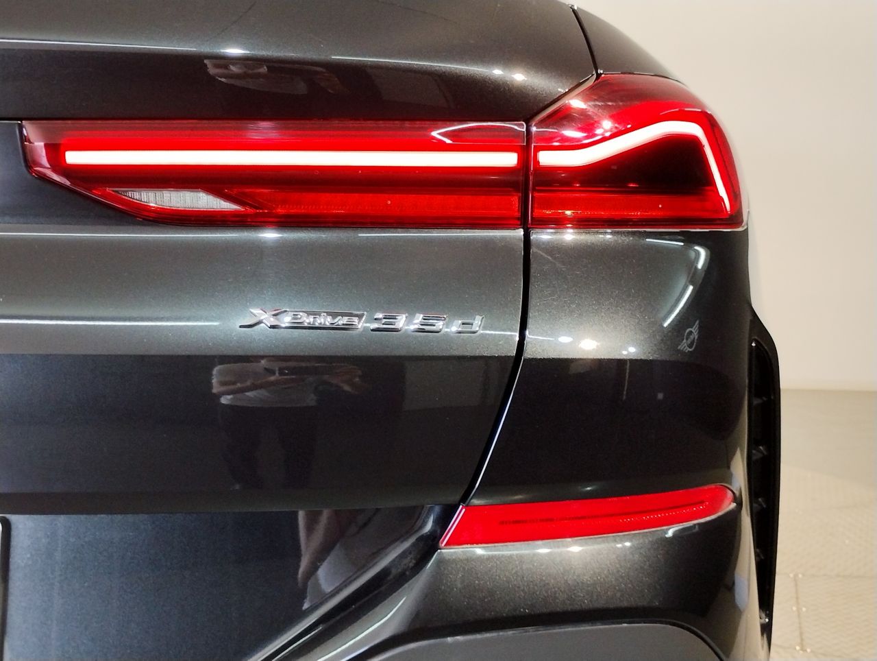X6 xDrive30d M Sport RHD
