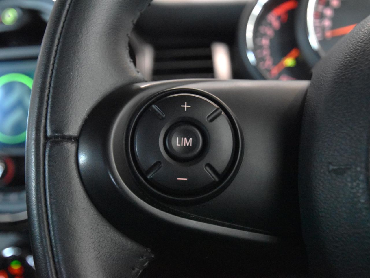 F55 MINI Cooper 5-Door Hatch LCI