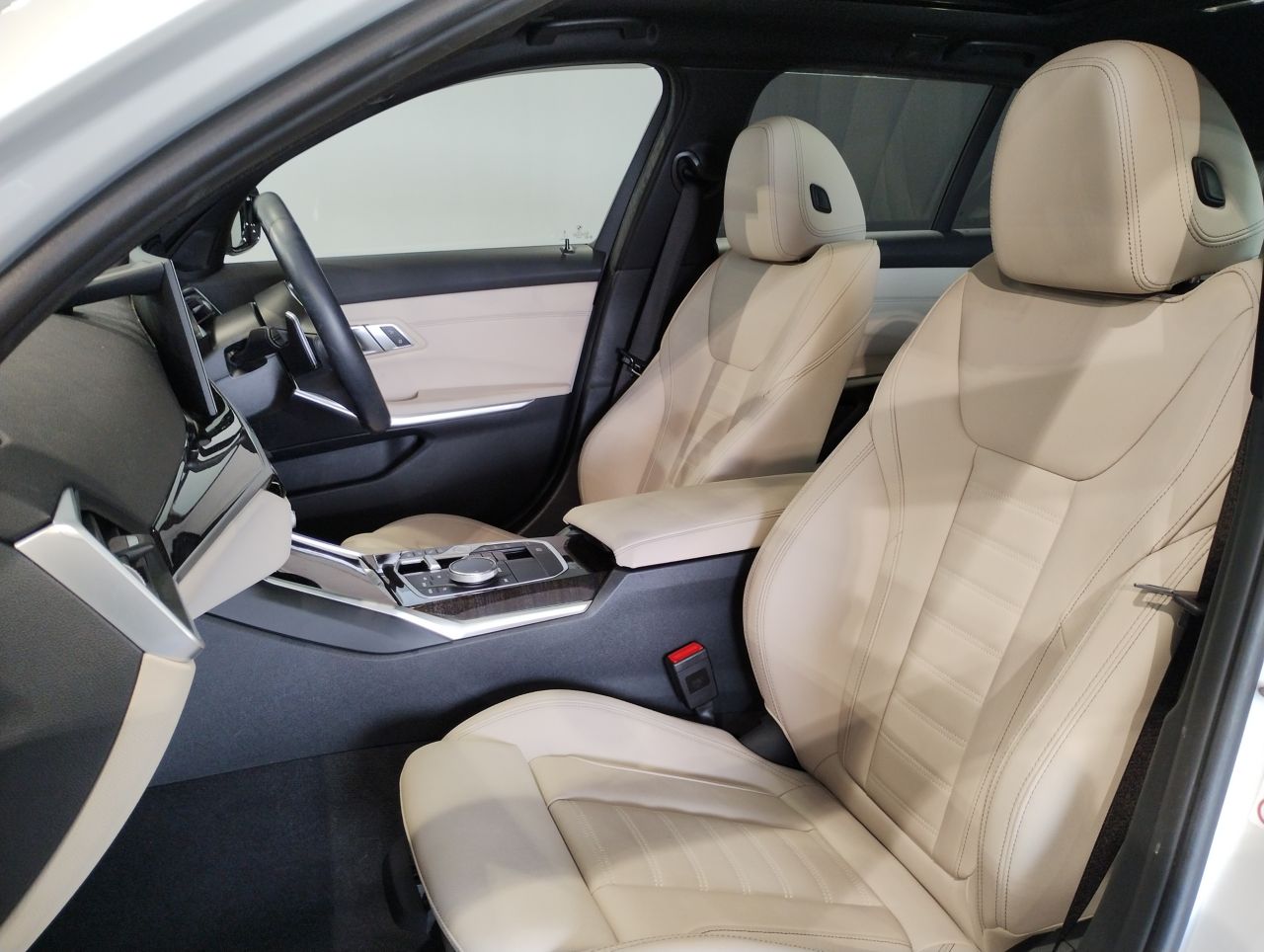 G21 320i Touring LCI RHD