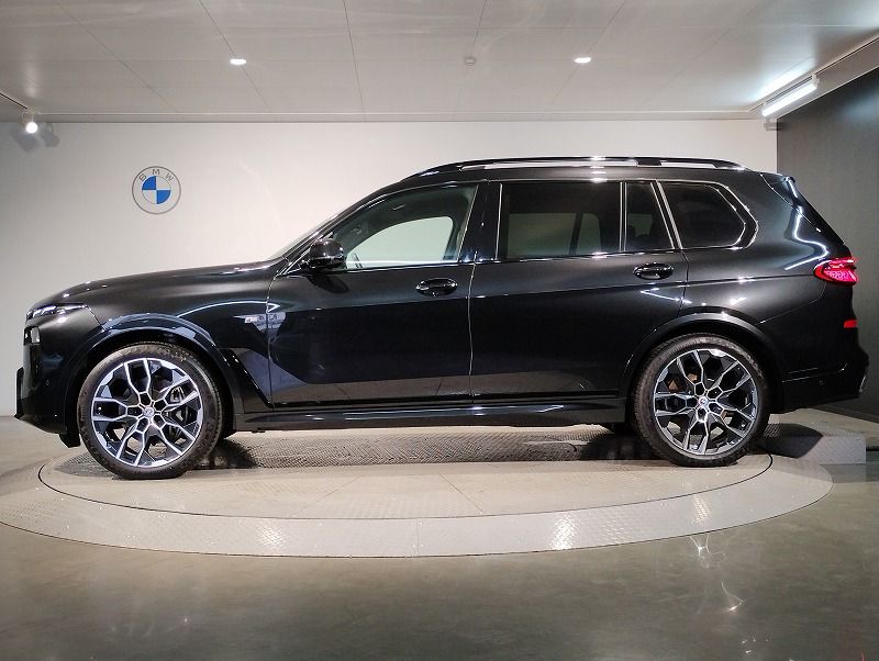 X7 xDrive40d RHD US