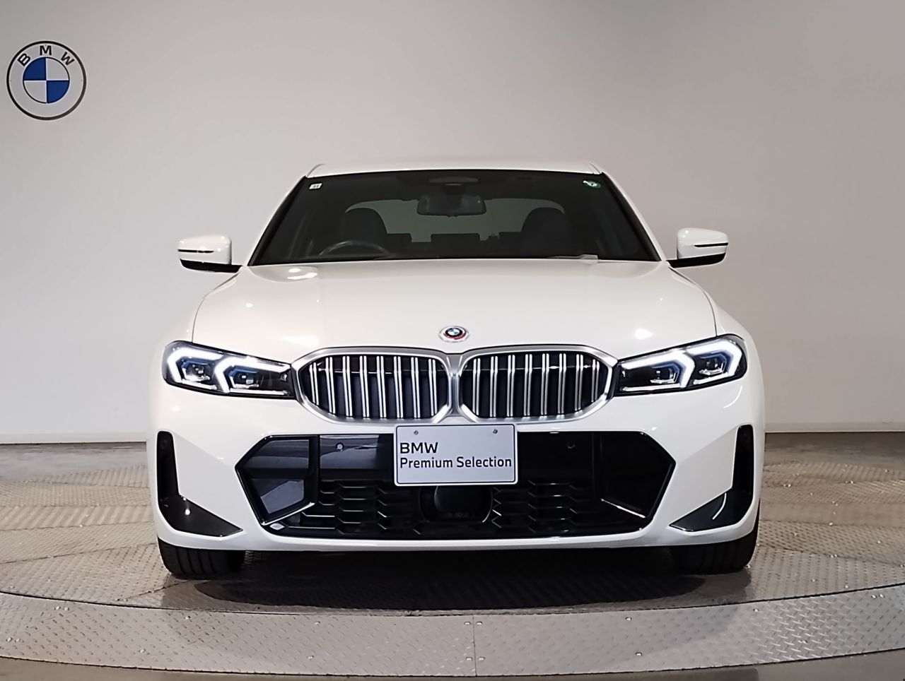 320d xDrive Berline RHD