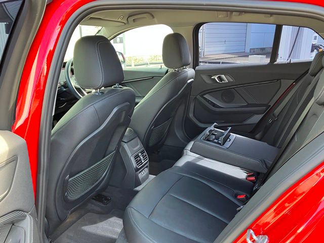 F40 118d Sports Hatch 5-door B47 2.0d