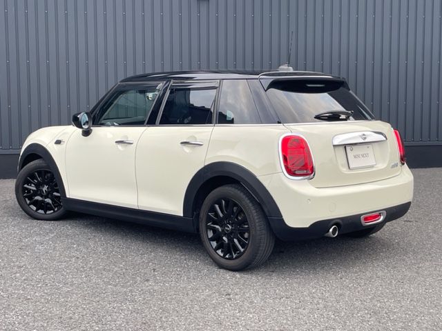 F55 MINI Cooper 5-Door Hatch LCI