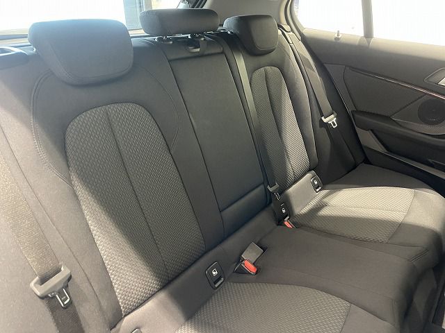 F40 118d Sports Hatch 5-door B47 2.0d