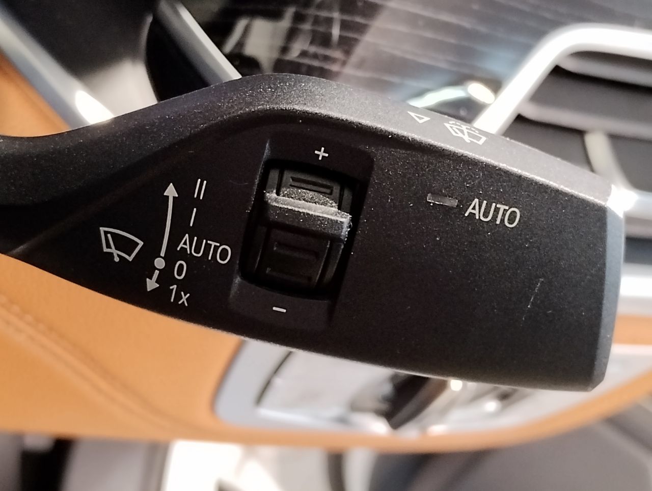 G11 740d xDrive Saloon RHD