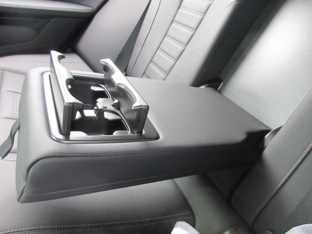 G26 i4 eDrive40 RHD