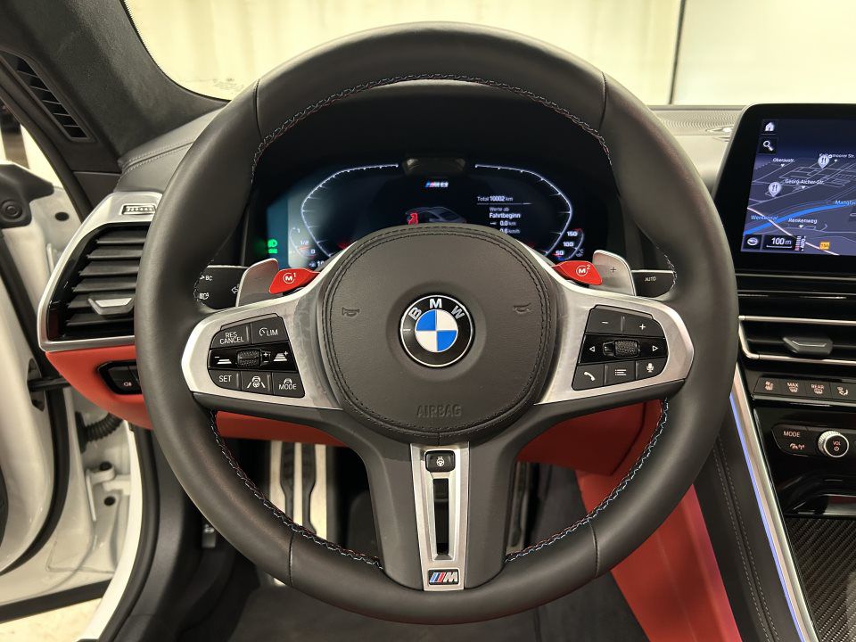 BMW M8