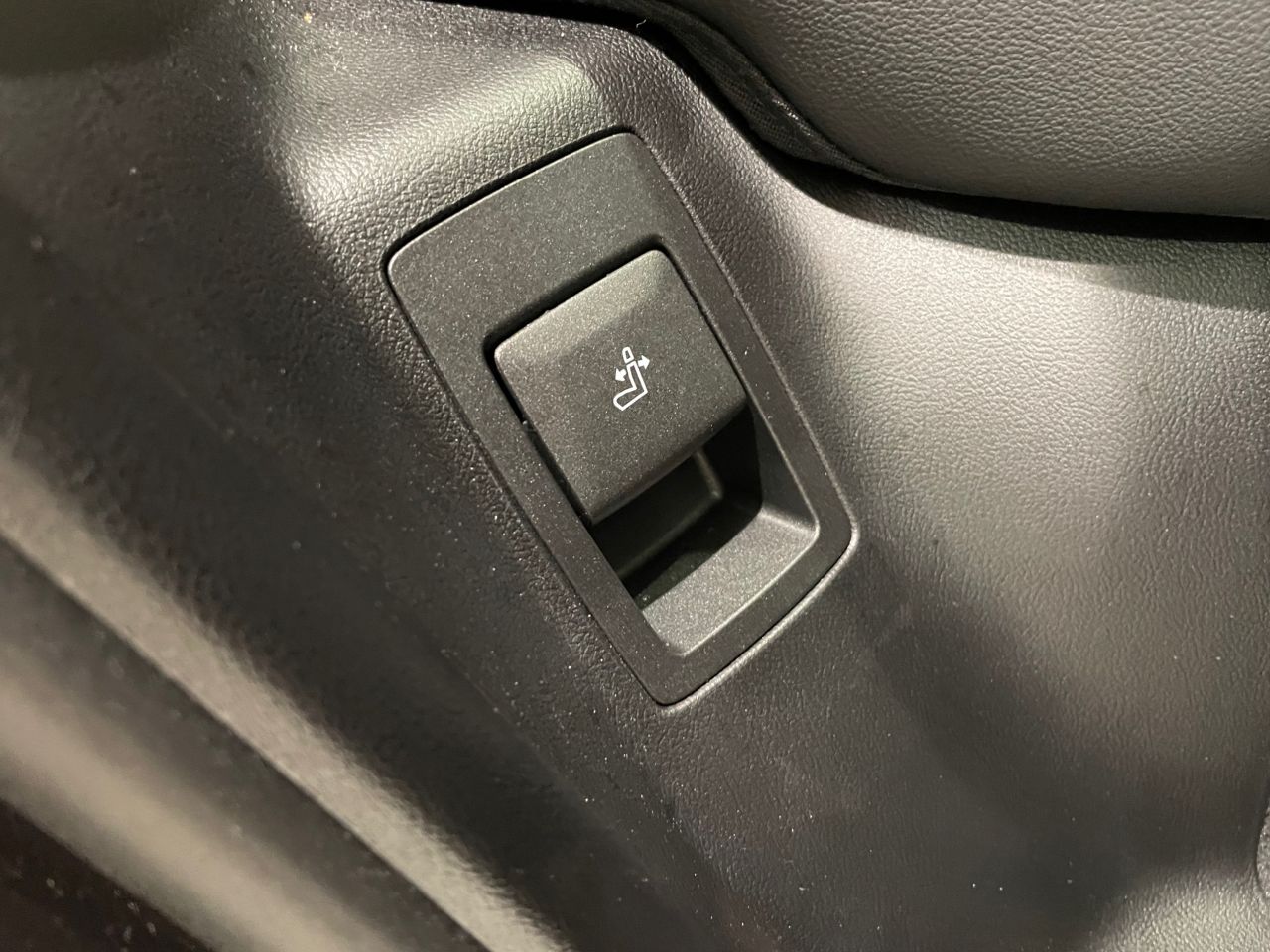 X4 xDrive20d RHD