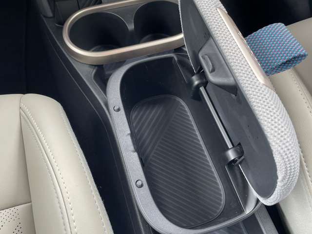 F66 MINI Cooper C 3Dr