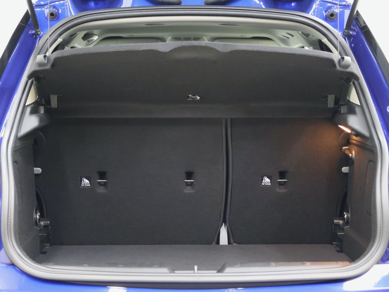 F55 COOPER D (AT)
