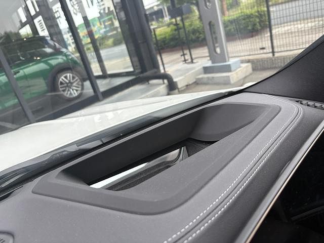 G20 320i Saloon LCI RHD MX