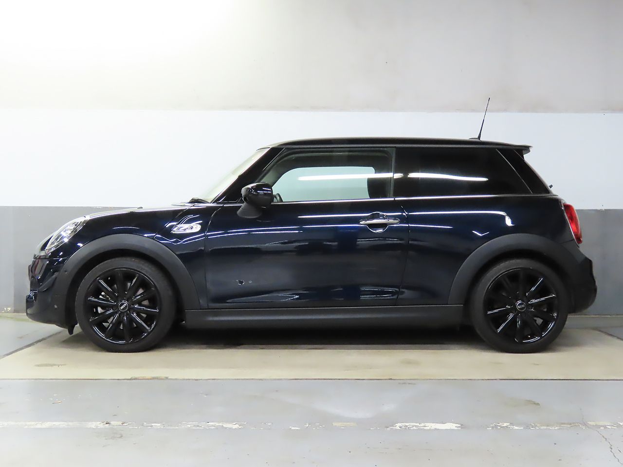 F56 COOPER S D(AT)