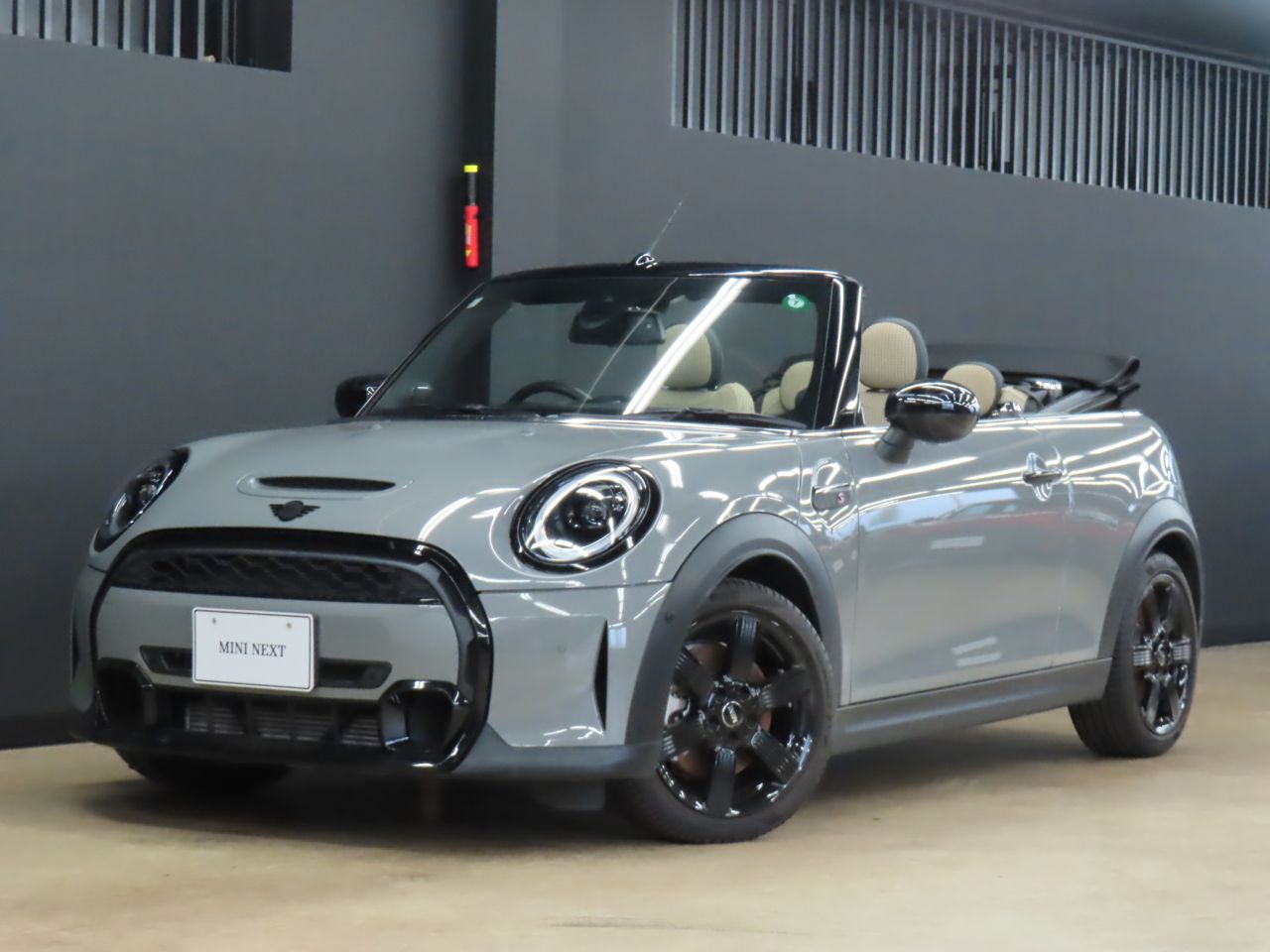 MINI Cooper S Convertible RHD