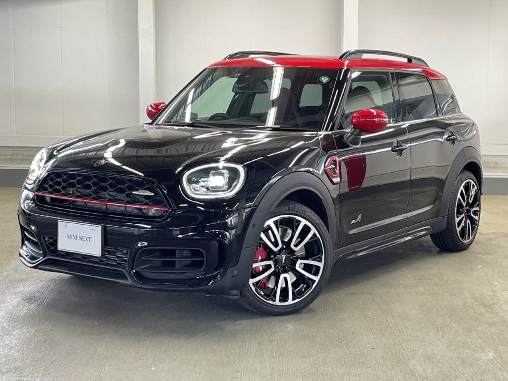 THE MINI JOHN COOPER WORKS CROSSOVER ALL4.