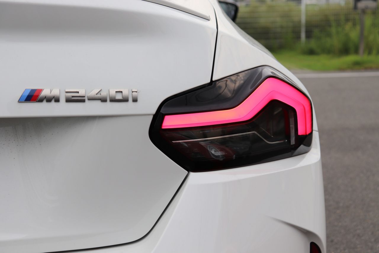 M240i xDrive Coupé RHD