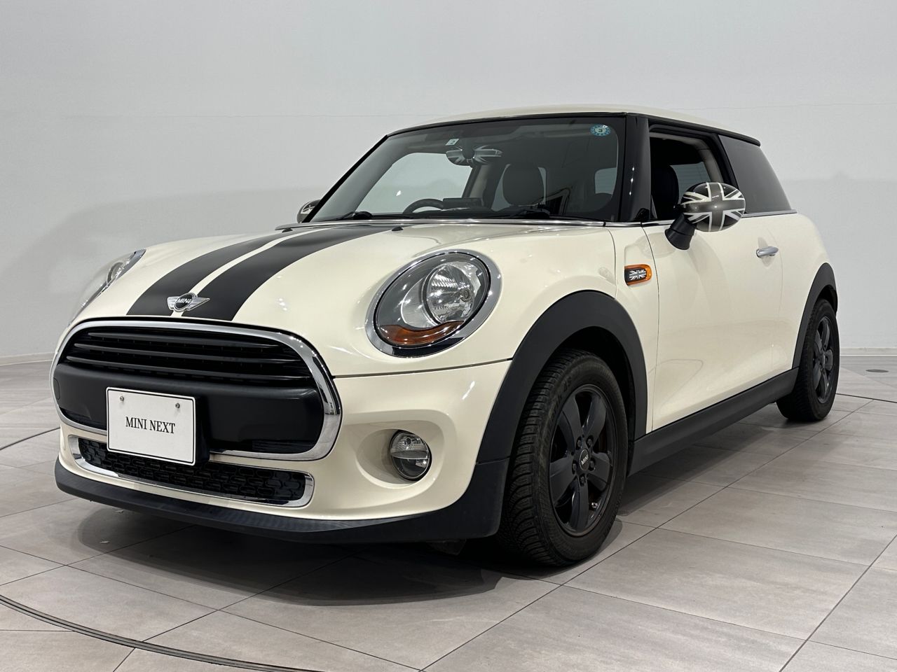 MINI F56 ONE