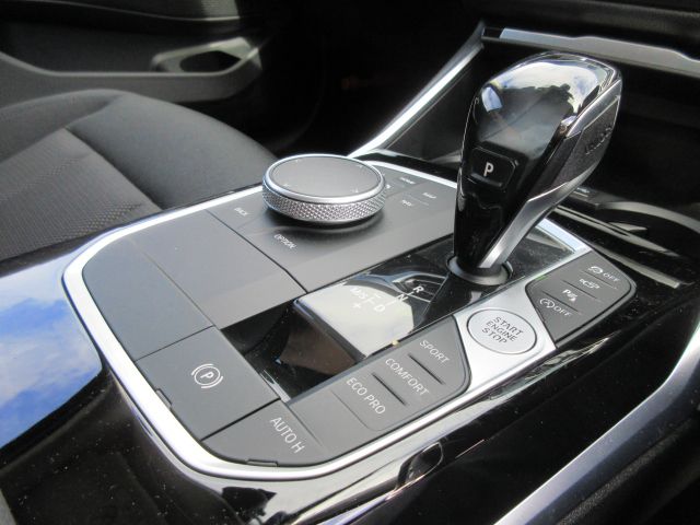 318i Berline RHD