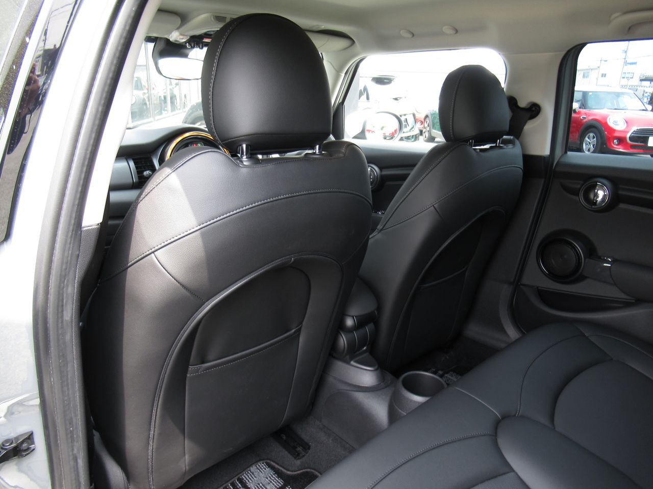 MINI F55 Cooper D 5dr Hatch LCI