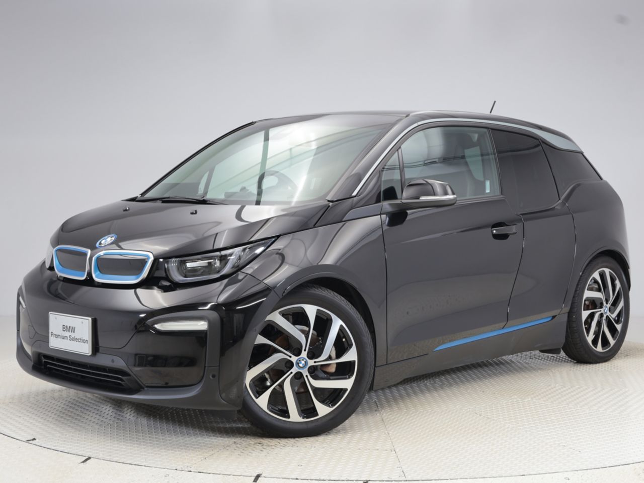 i3 (レンジ・エクステンダー装備車)