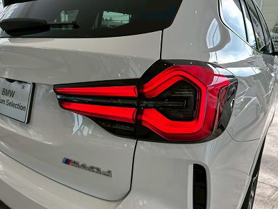 G01 X3 M40d RHD LCI ZA
