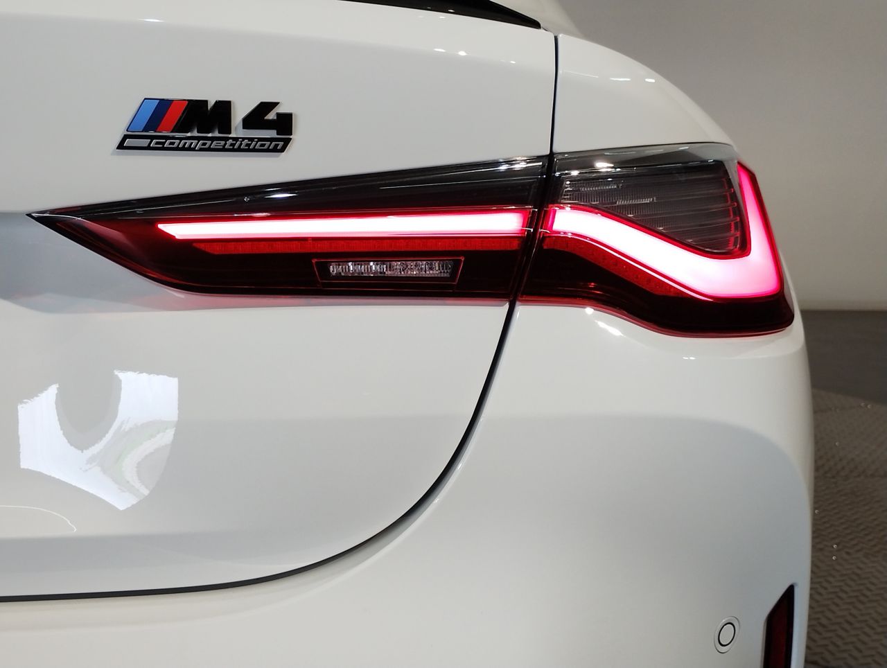 G82 M4 Competition M xDrive Coupe RHD