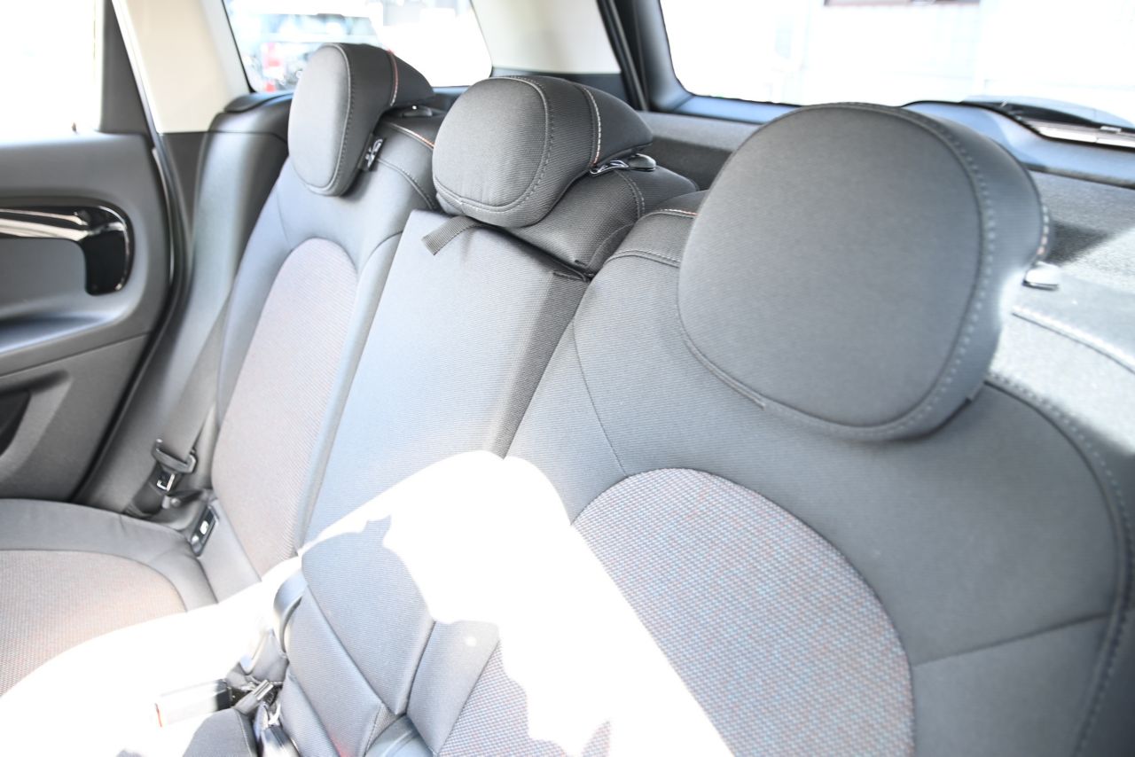 MINI CROSSOVER COOPER D