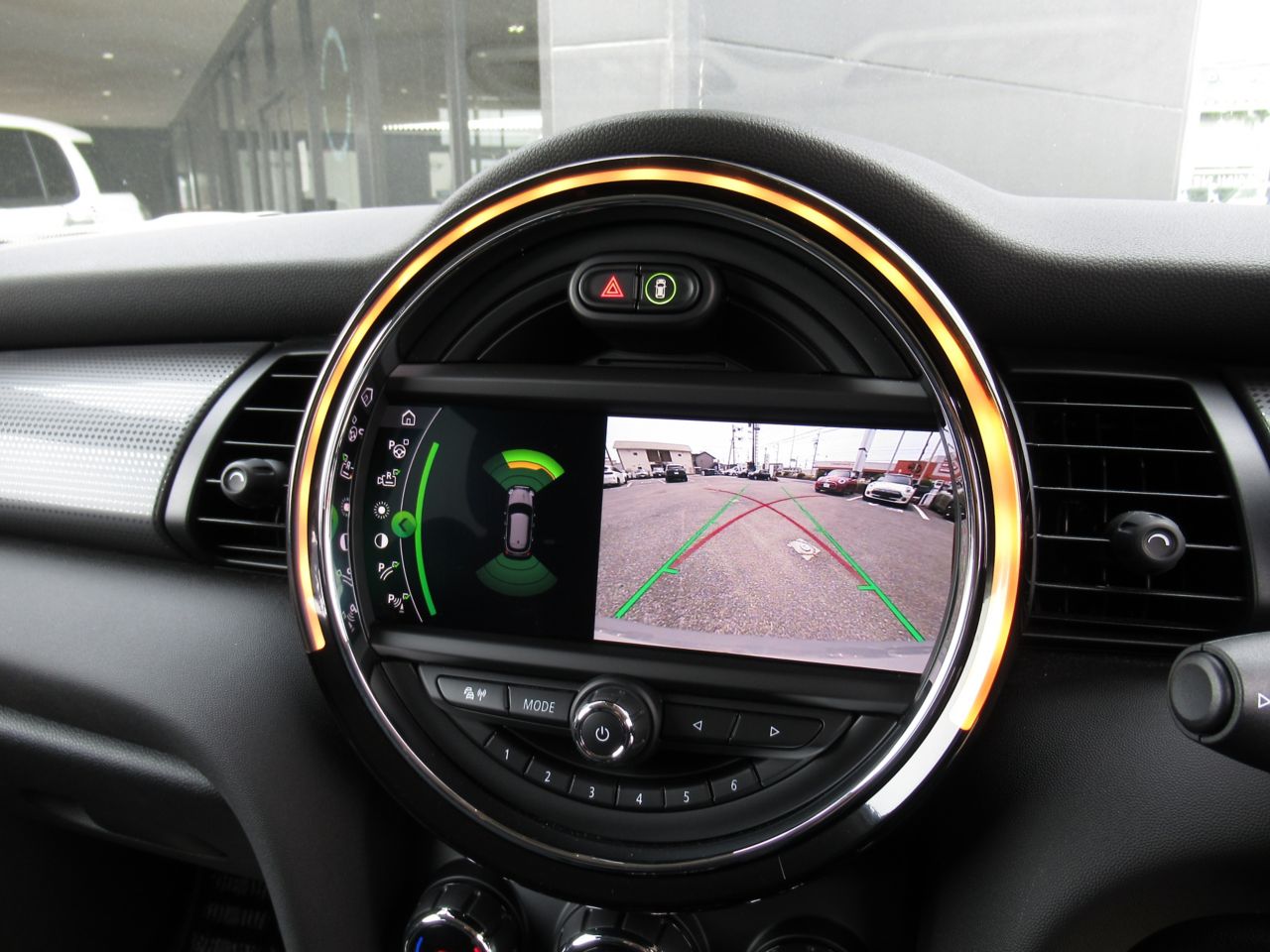 MINI F55 Cooper D 5dr Hatch LCI
