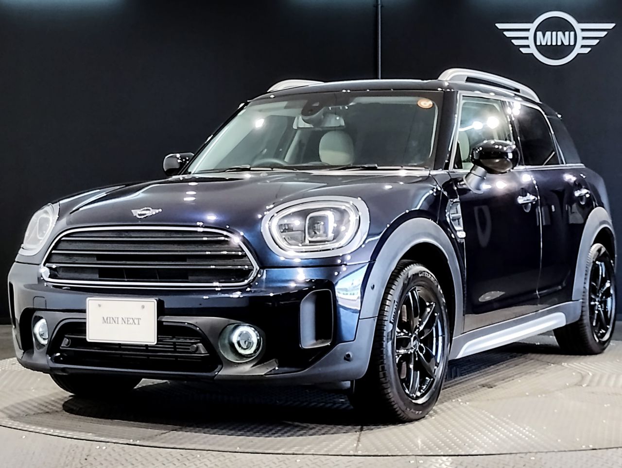 MINI COOPER D CROSSOVER.