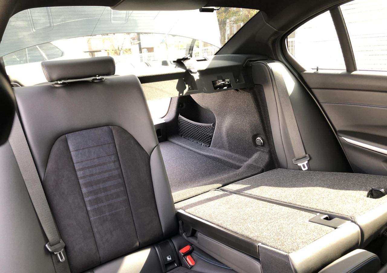 320d xDrive Berline RHD