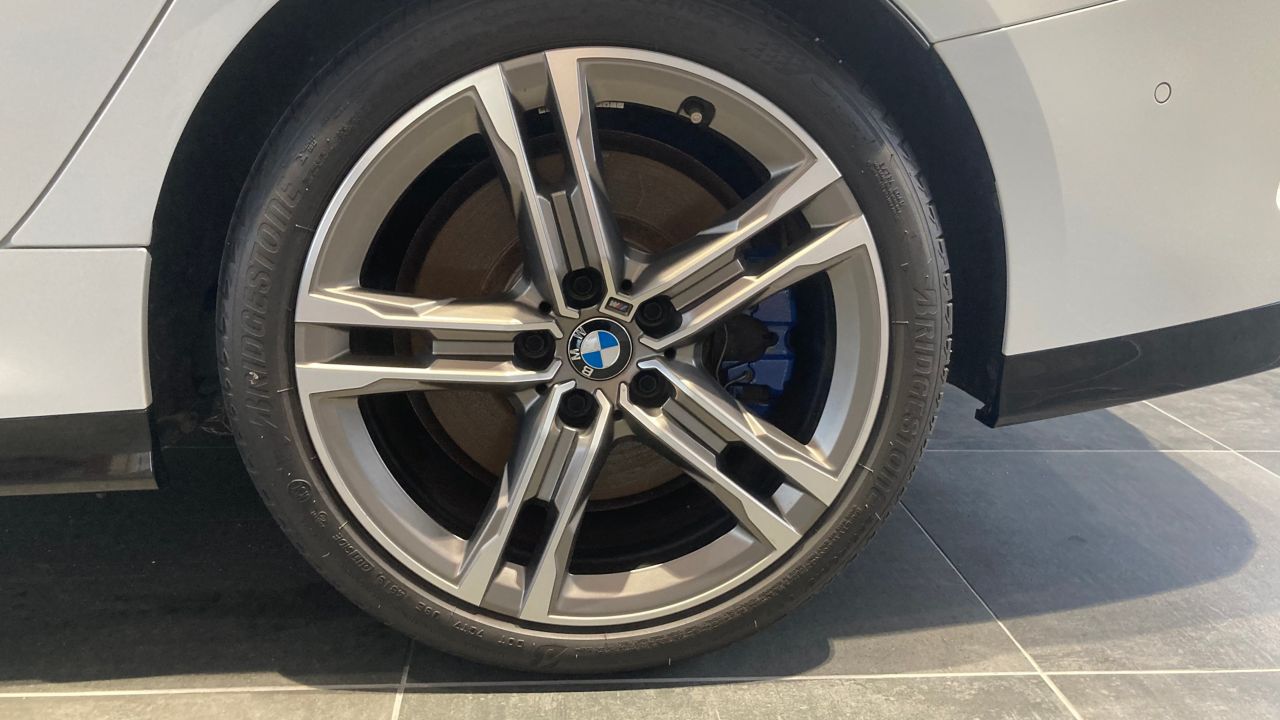 F4* **35i xDrive **** ***** B48 2.0i