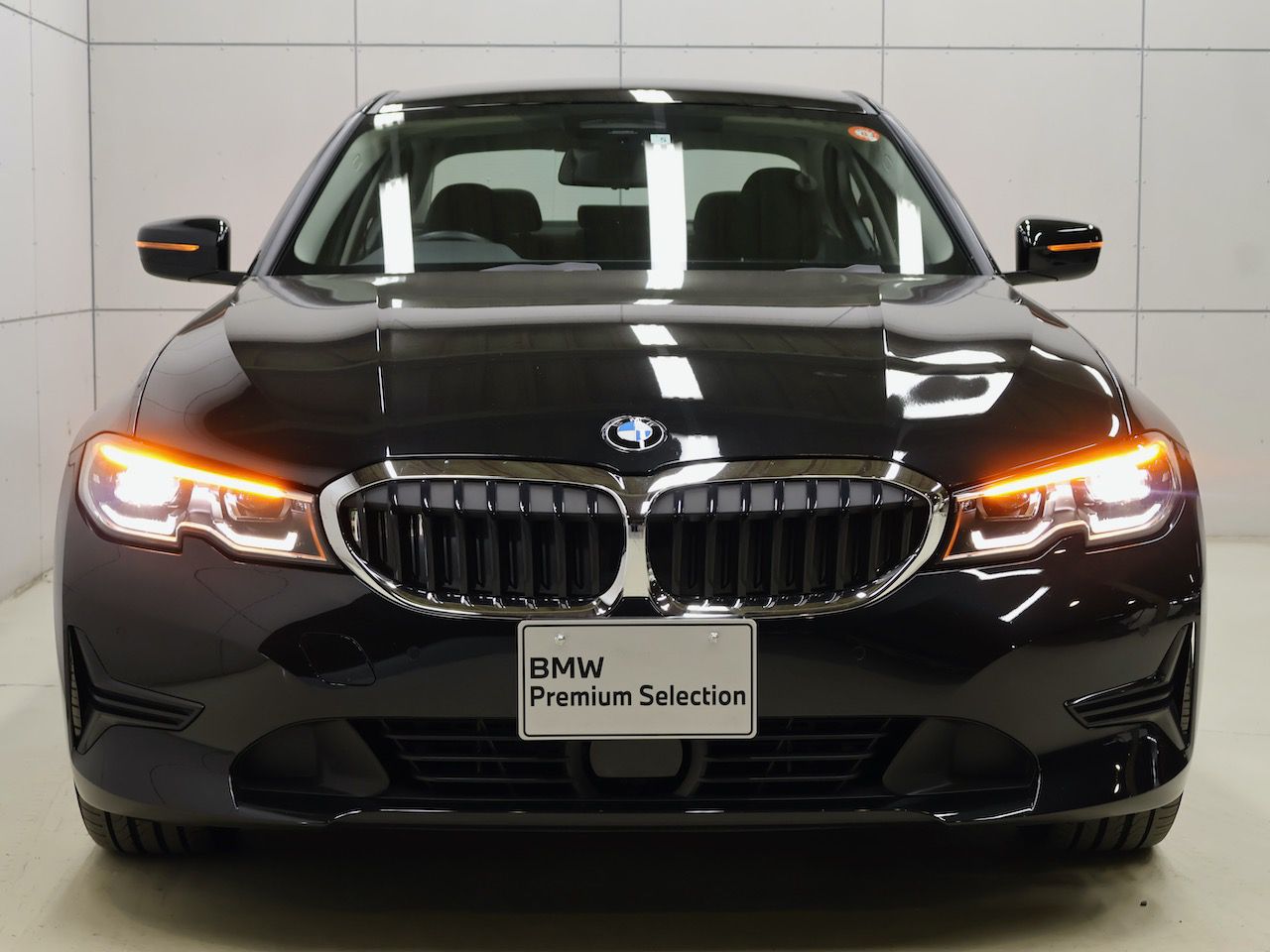 G20 320d xDrive RHD Saloon