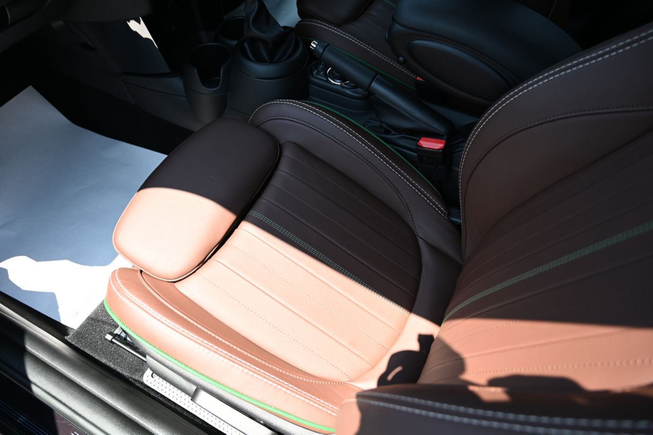 F56 COOPER D (AT)