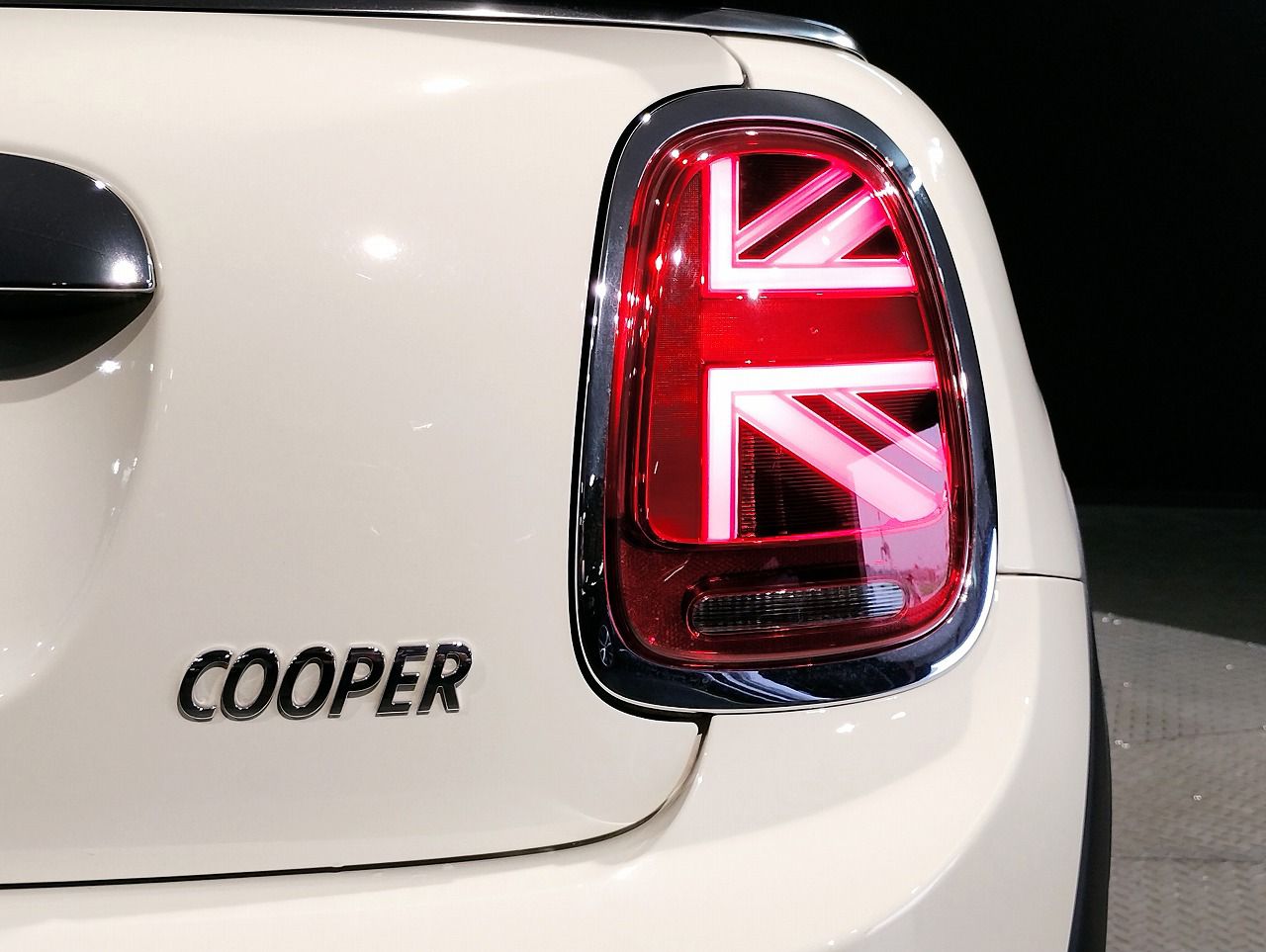 F57 MINI Cooper Convertible LCI