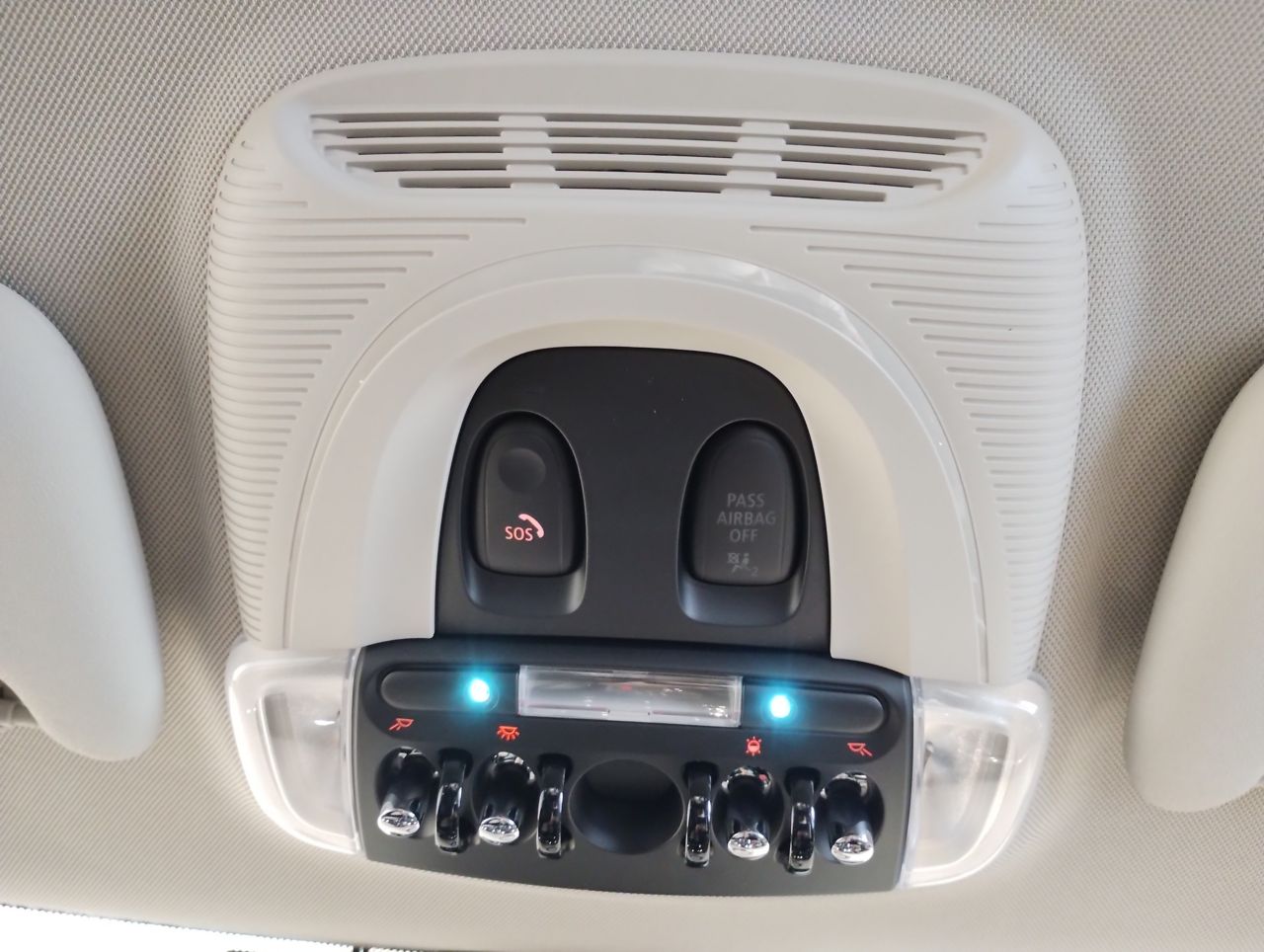 MINI Cooper F56 RHD
