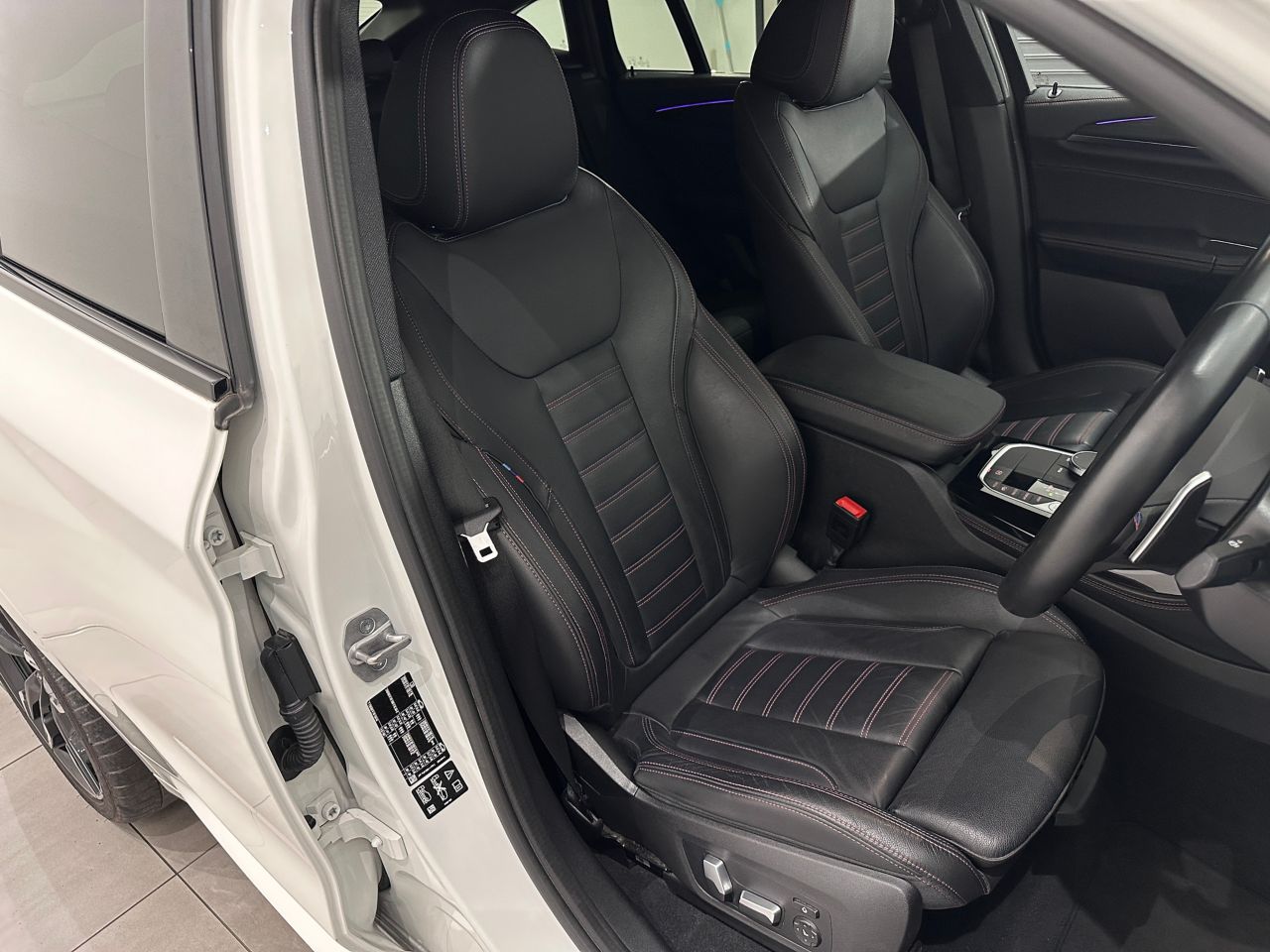 G02 X4 M40i RHD LCI